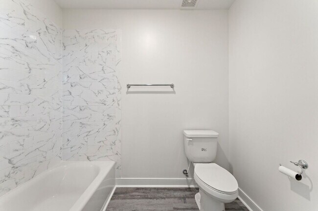 Building Photo - Spacious 5 Bedroom Home in Rountrey (Newmarket Section) – 3,555 Sq Ft – $4,350/mo