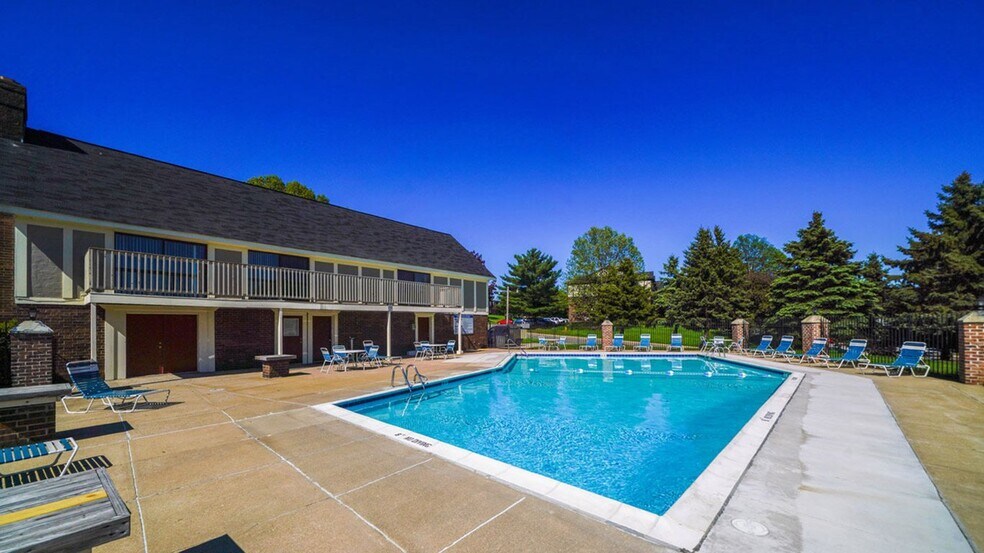 Concord Place Apartments 1548 Concord Place Dr Kalamazoo MI 49009