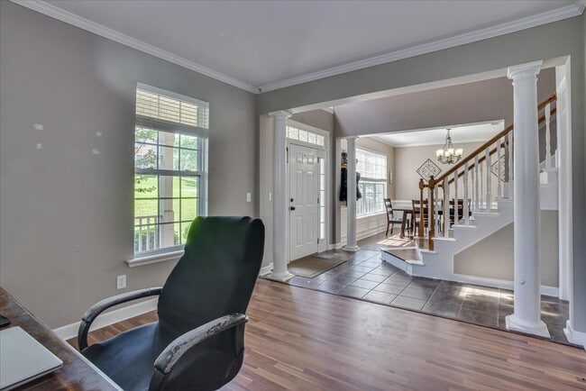 Building Photo - 5 bedroom/3.5 bathroom home in Evans with ...