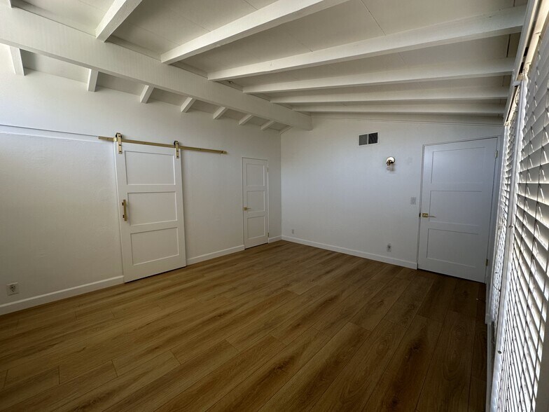 Building Photo - 326 Las Riendas Dr
