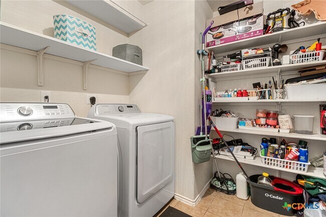 Building Photo - 5620 Birmingham Cir
