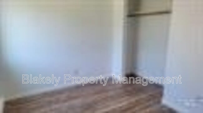 Building Photo - 2768 Siesta Ln