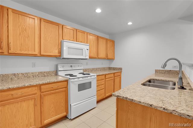 Building Photo - 9795 W Freiburg Dr