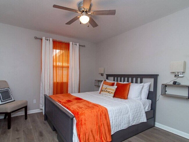 Building Photo - 5807 Pecan Lake Rd