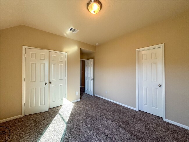 Building Photo - 2815 Defoe Drive