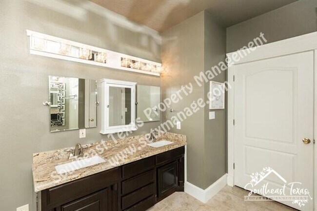 Building Photo - 11320 Cathryn Ln
