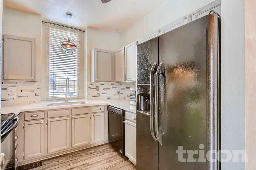 Building Photo - 19897 E Brown Pl