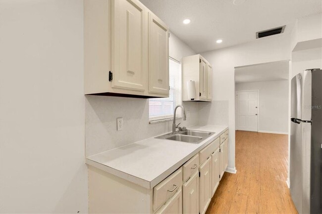 Building Photo - 1720 53rd St S