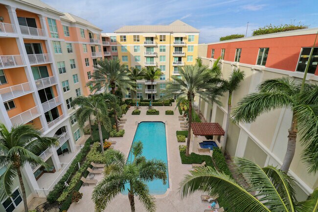 Primary Photo - 804 E Windward Way