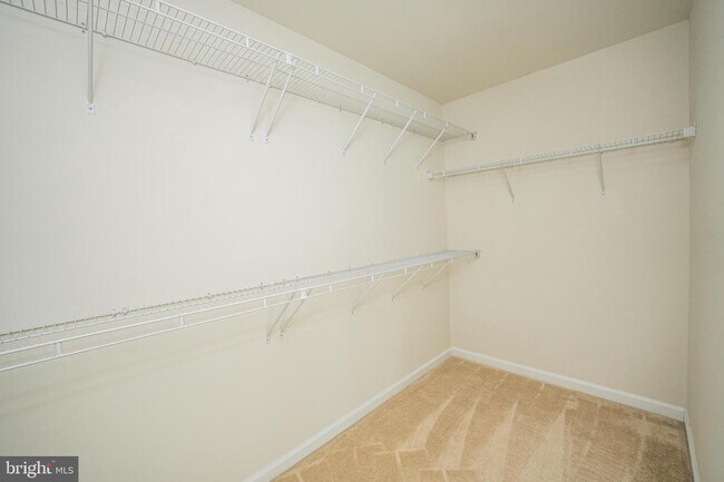 Building Photo - 22322 Tees Ter