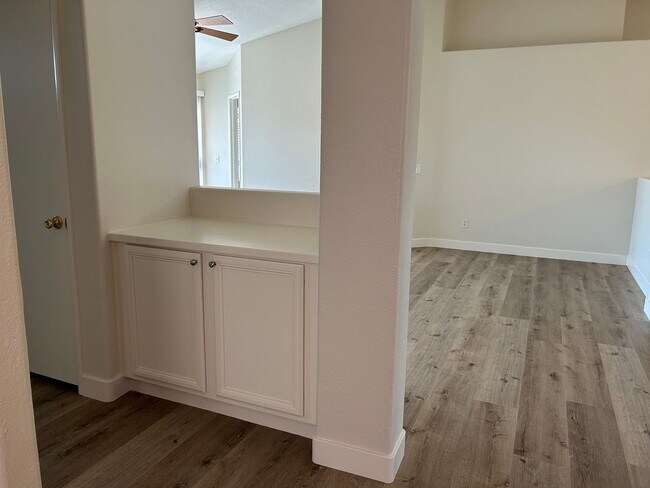 Building Photo - Beautifully Remodeled North Las Vegas Home