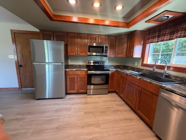 Building Photo - 6597 Tut Terrace