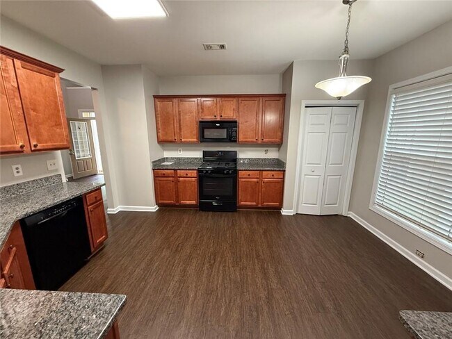 Building Photo - 5750 Carrington Pl