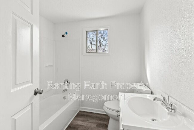 Building Photo - 5706 14th St S