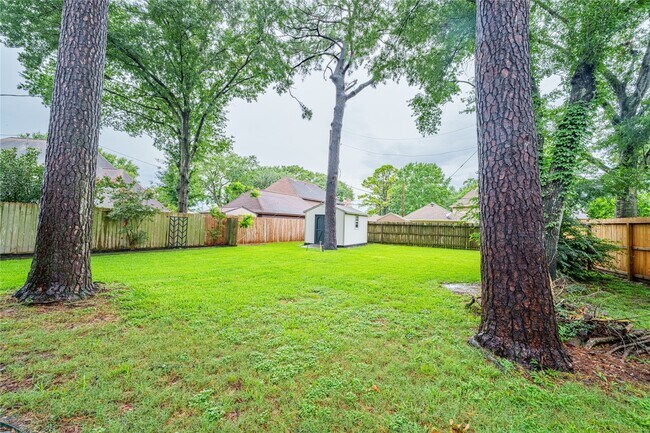 Building Photo - 13018 Wincrest Ct