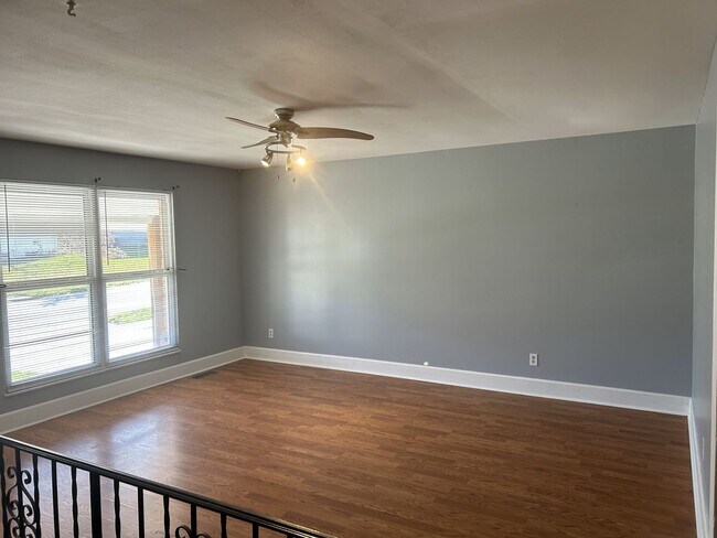 Building Photo - 691 WALNUT POINT DRIVE | BALLWIN 63021