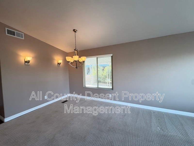 Building Photo - 38251 Desert Greens Dr E