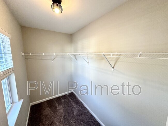 Building Photo - 146 Plum Orchard Dr