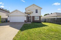 Building Photo - Spacious 3-Bedroom Home in Bentonville’s Eagle Crest Estates – First months rent 50% off!