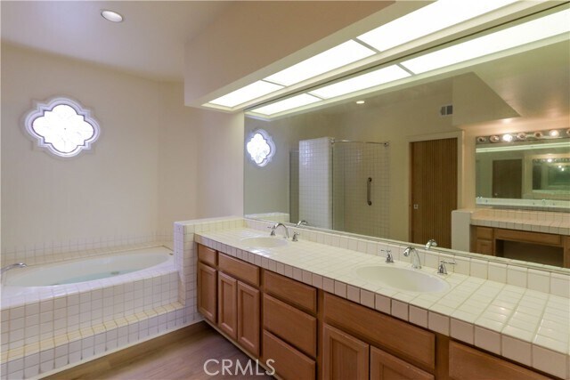 Building Photo - 11 Terraza