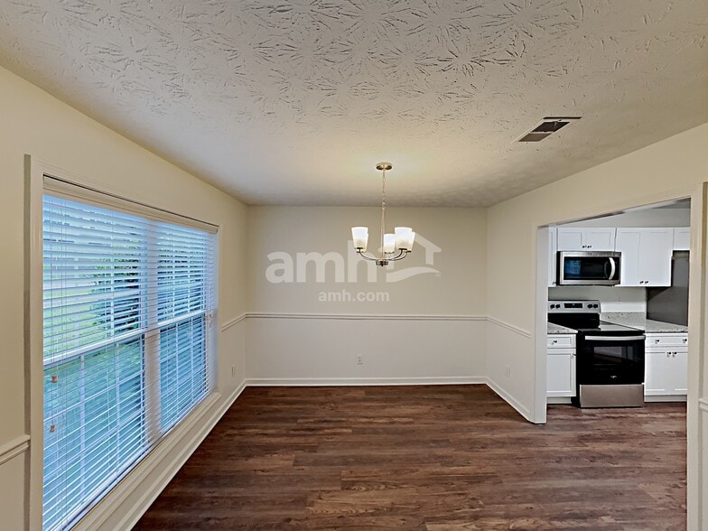 Building Photo - 795 Old Johnson Rd