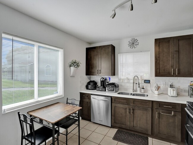 Building Photo - 1488 SW 47th Ave