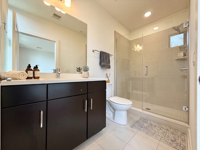 Building Photo - 4589 Riverside Way