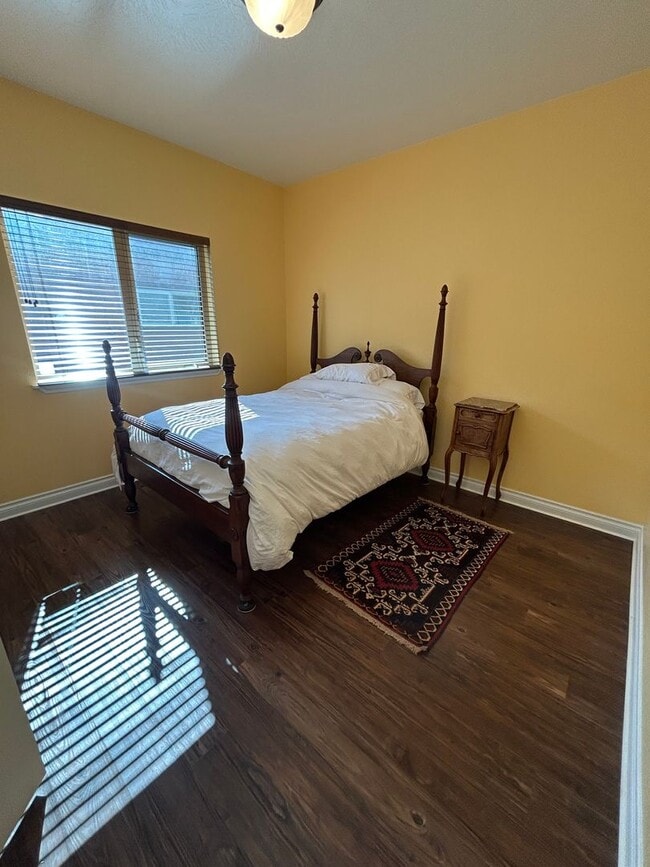 Building Photo - Gorgeous 4 Bedroom in Desirable East Missoula!