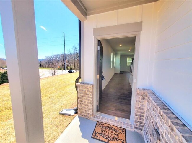 Building Photo - 5830 Flint Ln