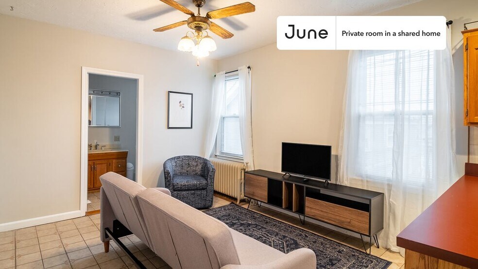 Building Photo - Room in Shared 3 bed/1 bath home in Somerville