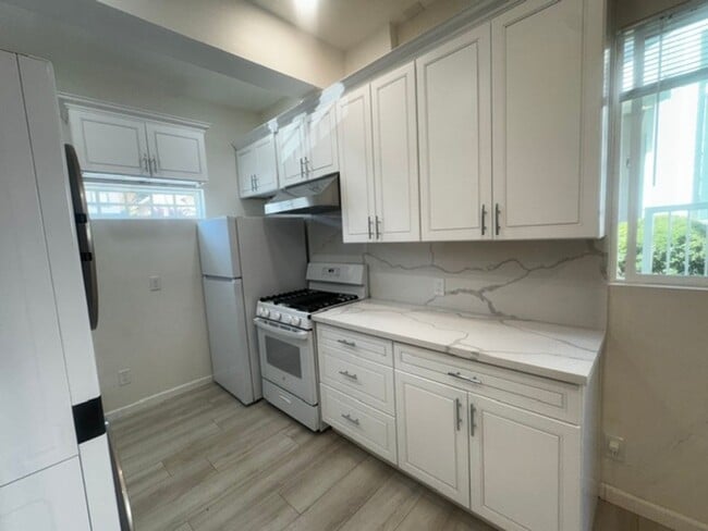 Building Photo - Brand new 2 bedroom ADU in gated area of Thousand Oaks