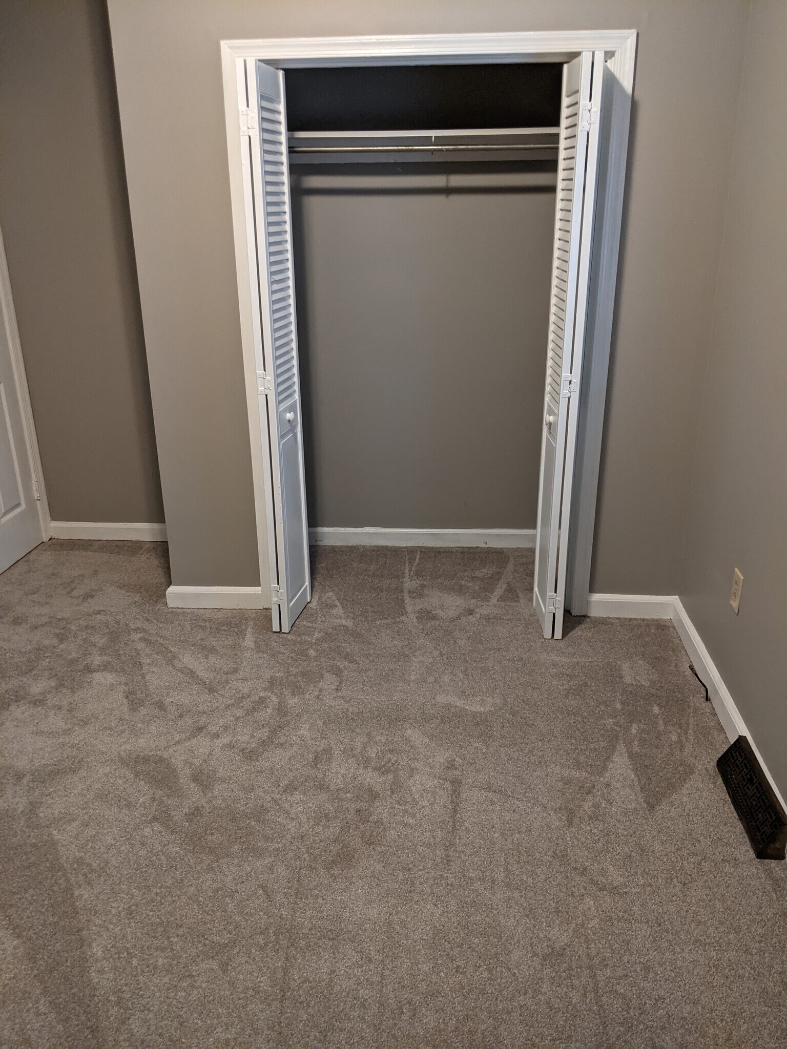 Bedroom - 347 Academy St