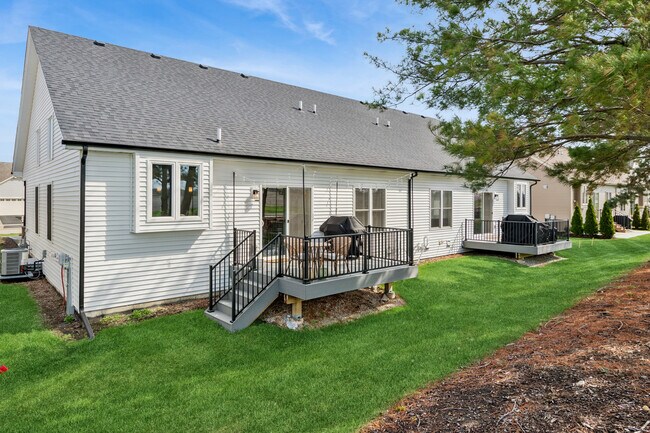 Building Photo - 534 Sudbury Cir