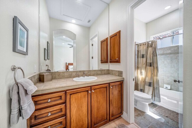 Building Photo - 81620 Tiburon Dr