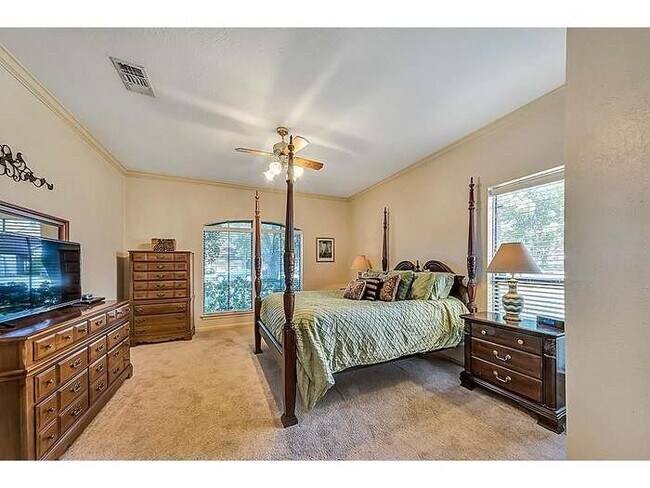 Building Photo - 2442 Hodges Bend Cir