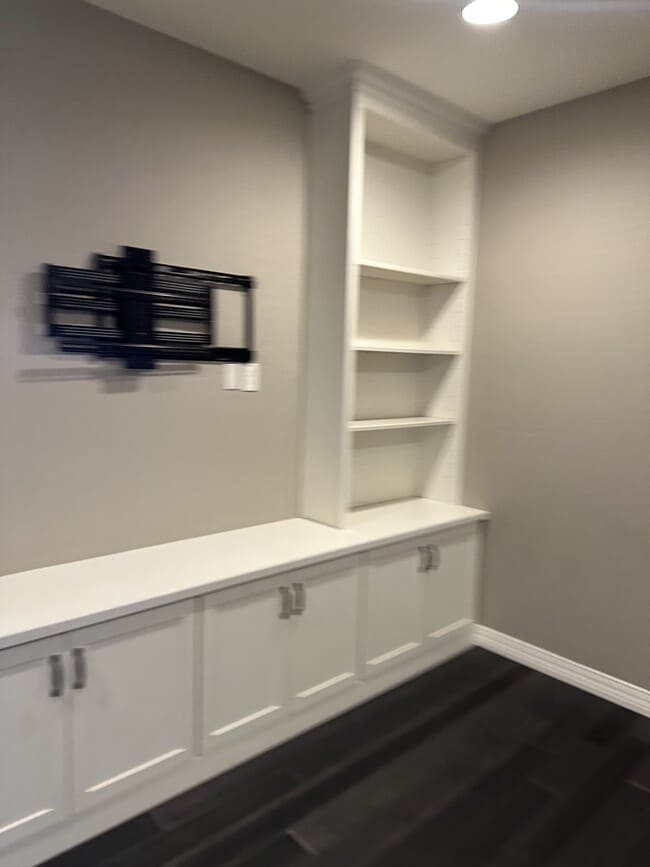Building Photo - 7471 E Paraiso Dr