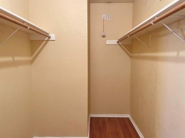 Building Photo - 1601 Lloydminister Way