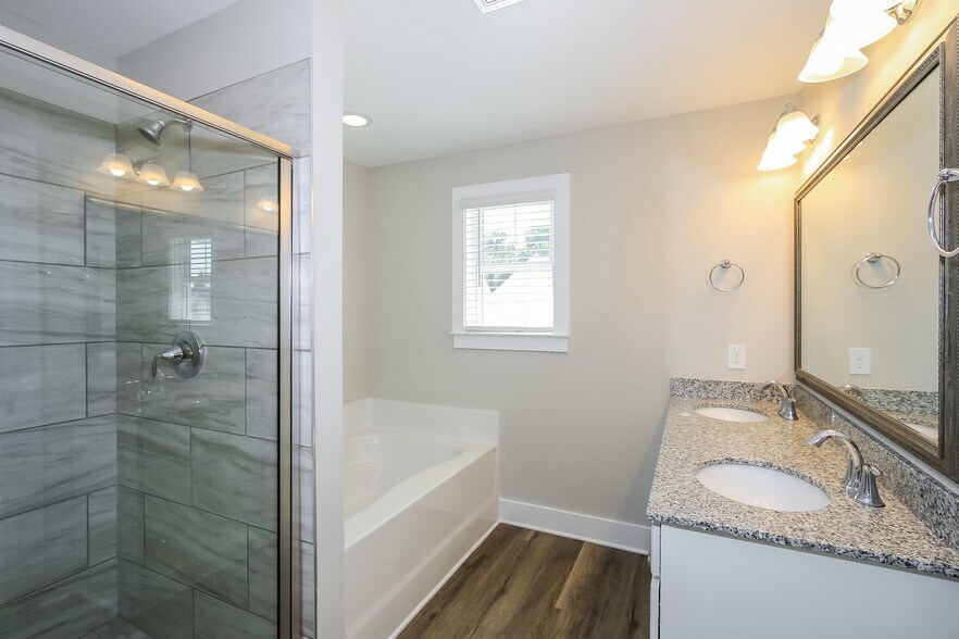 Building Photo - 1433 Feldspar Ct