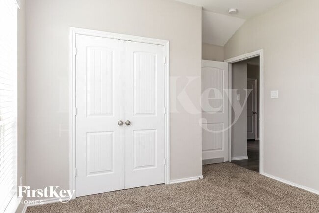 Building Photo - 9302 Victoria Valley Ct