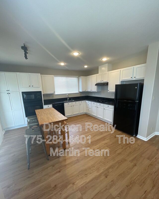 Building Photo - 7445 Hunter Glen Dr