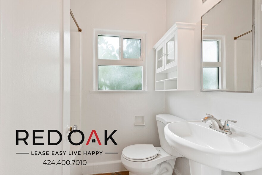 Building Photo - 660 Cochran Ave