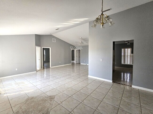 Building Photo - Spacious 4-Bedroom Home with Pool - July 10th move in date