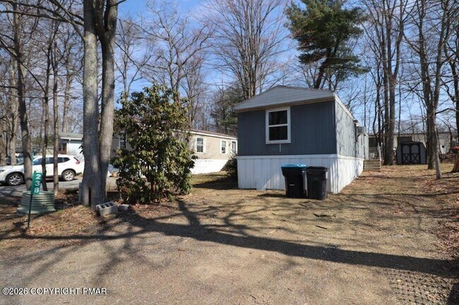 Building Photo - 238 Birchwood Ln