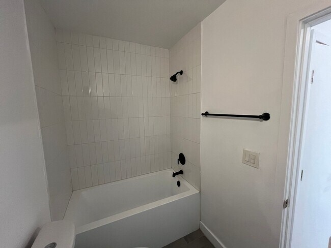 Building Photo - Individual Bungalows: All 1 bedroom/ 1 bat...