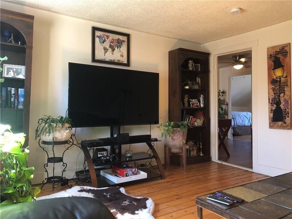 Building Photo - 12 Washington St