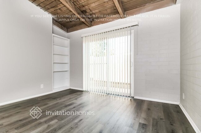 Building Photo - 6532 N 59th Dr