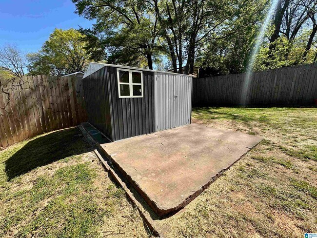 Building Photo - 5405 5th Ct S