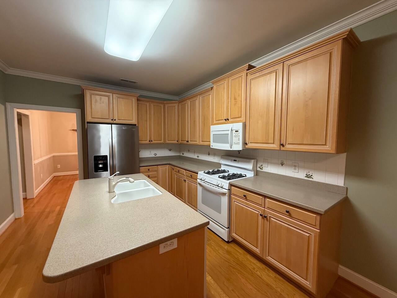 Building Photo - 2208 Anchoridge Ave