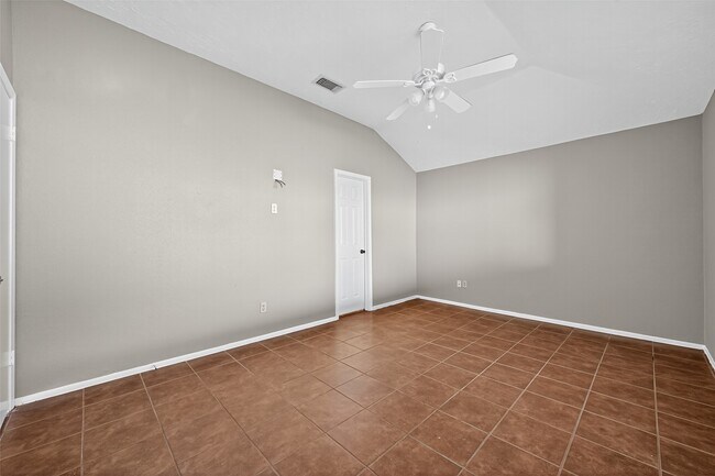 Building Photo - 4726 Hickorygate Dr