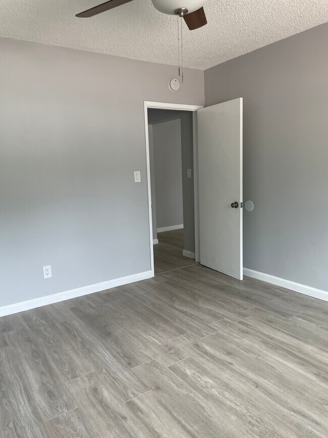 Bedroom - 709 S Primrose Ave